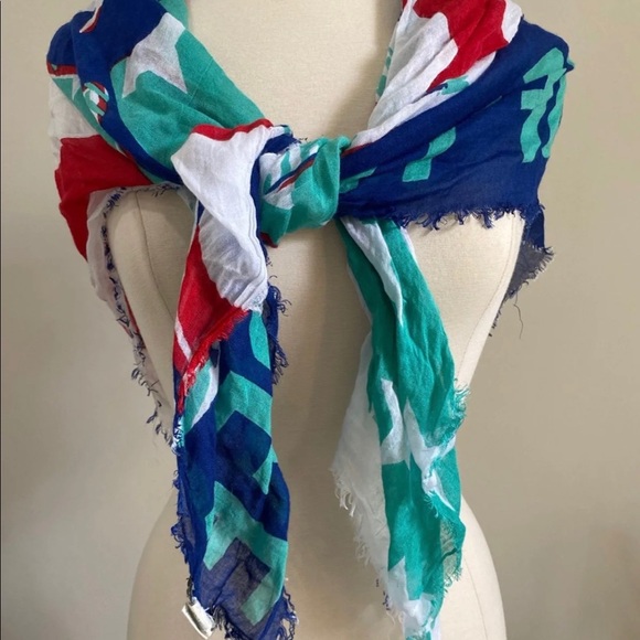 Land of the Free Shawl - Picture 3 of 6